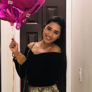 Meet your Posher, Christine